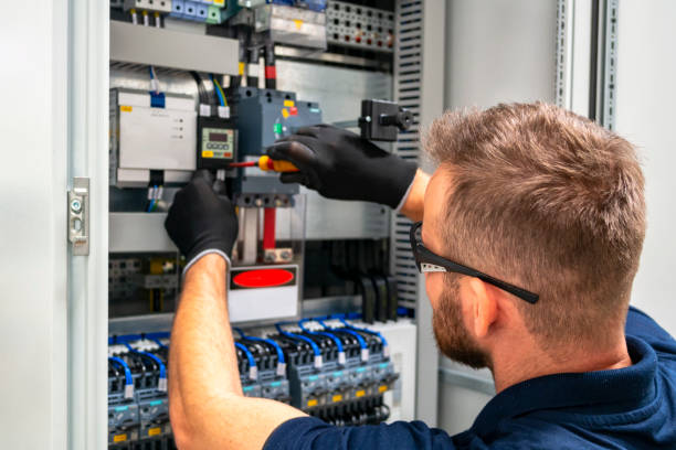 Best Licensed Electrician  in Derby, CO